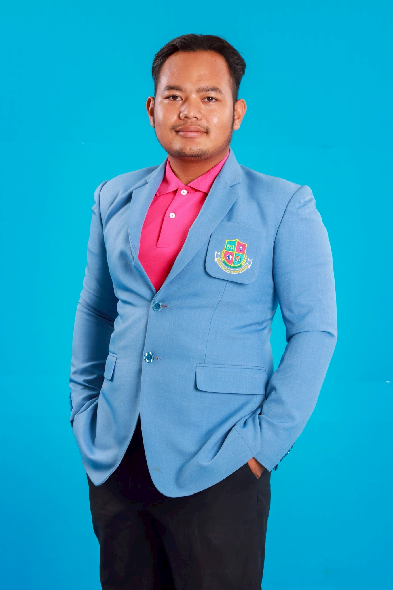 ครูประถม